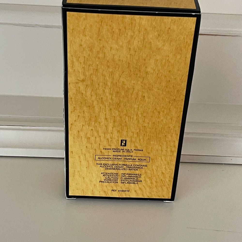 Vintage Original EAU DE TOILETTE  FENDI Women Spray .5FL 15ML - Picture 3 of 5